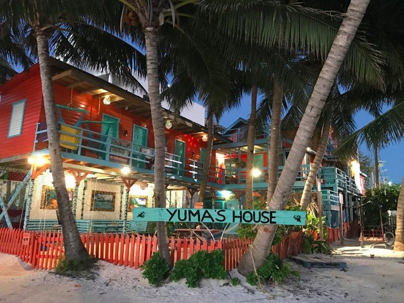 Yuma'S House Belize Hostel Caye Caulker ภายนอก รูปภาพ